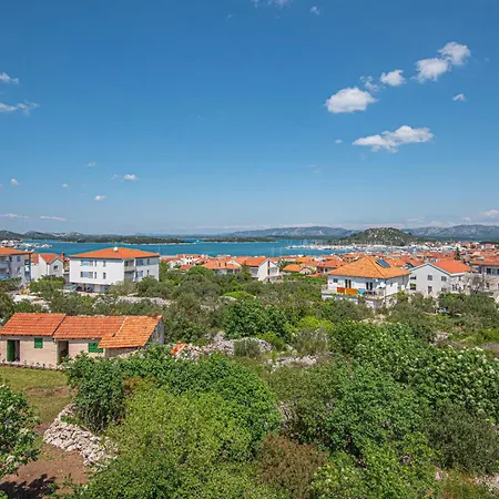 Gorgeous In With House Sea View
