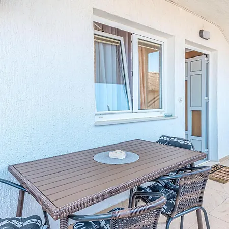 Gorgeous In With House Sea View Apartmán *